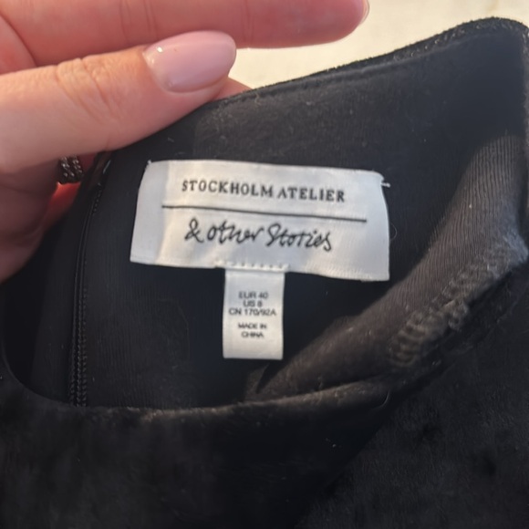 Black Velvet Long Sleeve Mini Dress from & Other Stories - Picture 8 of 10